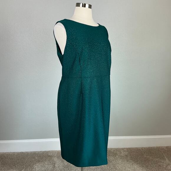Calvin Klein Sequined Sleeveless Sheath Scoop Neck Cocktail Dress Green Size 22W - Picture 2 of 13